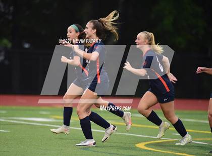 Thumbnail 3 in North Haven @ Lyman Hall photogallery.