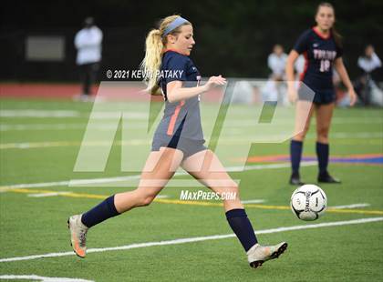 Thumbnail 3 in North Haven @ Lyman Hall photogallery.