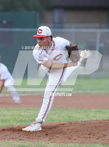 Thumbnail 1 in Los Fresnos vs. La Joya (UIL Baseball Bi-District 6A D1) photogallery.