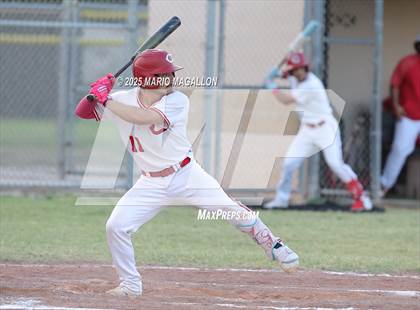 Thumbnail 2 in Los Fresnos vs. La Joya (UIL Baseball Bi-District 6A D1) photogallery.