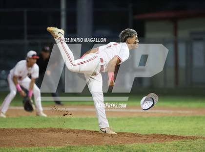 Thumbnail 1 in Los Fresnos vs. La Joya (UIL Baseball Bi-District 6A D1) photogallery.