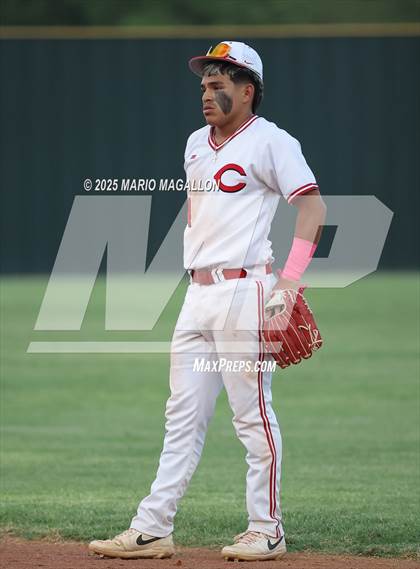 Thumbnail 3 in Los Fresnos vs. La Joya (UIL Baseball Bi-District 6A D1) photogallery.