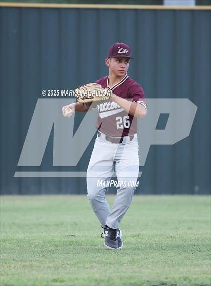 Thumbnail 1 in Los Fresnos vs. La Joya (UIL Baseball Bi-District 6A D1) photogallery.