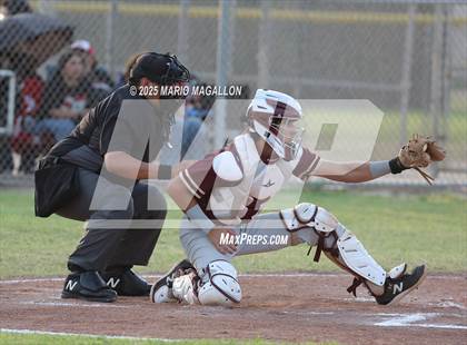 Thumbnail 1 in Los Fresnos vs. La Joya (UIL Baseball Bi-District 6A D1) photogallery.