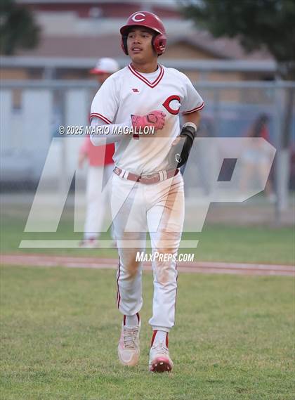 Thumbnail 1 in Los Fresnos vs. La Joya (UIL Baseball Bi-District 6A D1) photogallery.