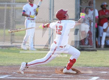 Thumbnail 2 in Los Fresnos vs. La Joya (UIL Baseball Bi-District 6A D1) photogallery.