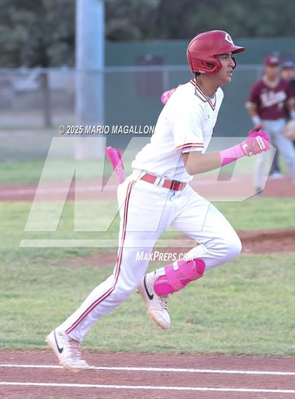 Thumbnail 1 in Los Fresnos vs. La Joya (UIL Baseball Bi-District 6A D1) photogallery.