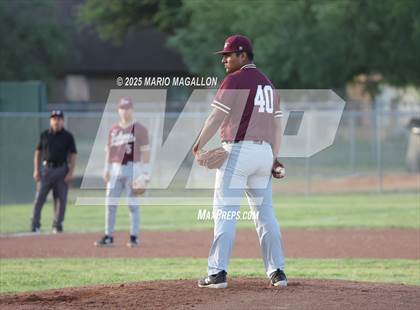 Thumbnail 1 in Los Fresnos vs. La Joya (UIL Baseball Bi-District 6A D1) photogallery.