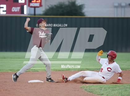 Thumbnail 1 in Los Fresnos vs. La Joya (UIL Baseball Bi-District 6A D1) photogallery.