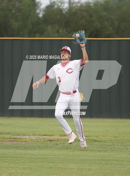 Thumbnail 2 in Los Fresnos vs. La Joya (UIL Baseball Bi-District 6A D1) photogallery.