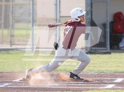 Thumbnail 3 in Los Fresnos vs. La Joya (UIL Baseball Bi-District 6A D1) photogallery.