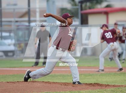 Thumbnail 3 in Los Fresnos vs. La Joya (UIL Baseball Bi-District 6A D1) photogallery.