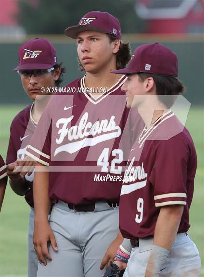 Thumbnail 2 in Los Fresnos vs. La Joya (UIL Baseball Bi-District 6A D1) photogallery.