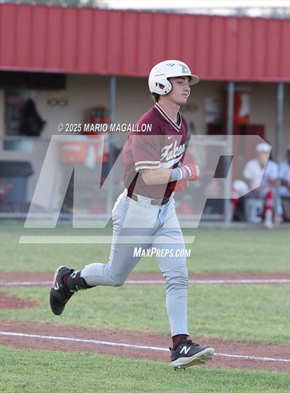 Thumbnail 3 in Los Fresnos vs. La Joya (UIL Baseball Bi-District 6A D1) photogallery.