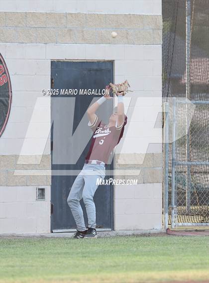 Thumbnail 2 in Los Fresnos vs. La Joya (UIL Baseball Bi-District 6A D1) photogallery.