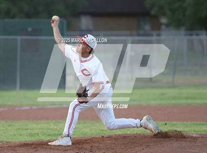 Thumbnail 1 in Los Fresnos vs. La Joya (UIL Baseball Bi-District 6A D1) photogallery.