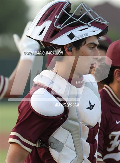 Thumbnail 1 in Los Fresnos vs. La Joya (UIL Baseball Bi-District 6A D1) photogallery.