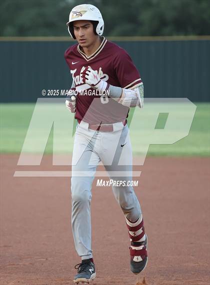Thumbnail 3 in Los Fresnos vs. La Joya (UIL Baseball Bi-District 6A D1) photogallery.