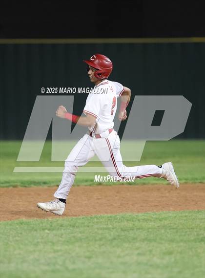 Thumbnail 2 in Los Fresnos vs. La Joya (UIL Baseball Bi-District 6A D1) photogallery.