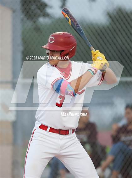 Thumbnail 2 in Los Fresnos vs. La Joya (UIL Baseball Bi-District 6A D1) photogallery.