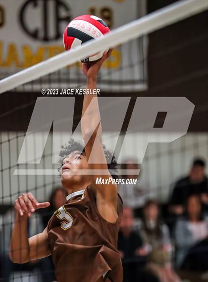 Thumbnail 2 in Oaks Christian @ Crespi photogallery.