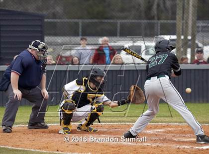 Thumbnail 3 in Billingsley vs Pope John Paull II photogallery.