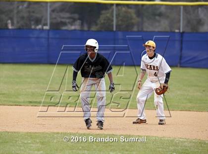 Thumbnail 3 in Billingsley vs Pope John Paull II photogallery.