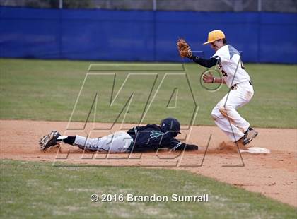Thumbnail 2 in Billingsley vs Pope John Paull II photogallery.
