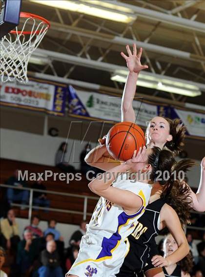 Thumbnail 3 in Lancaster Mennonite @ Lancaster Catholic photogallery.