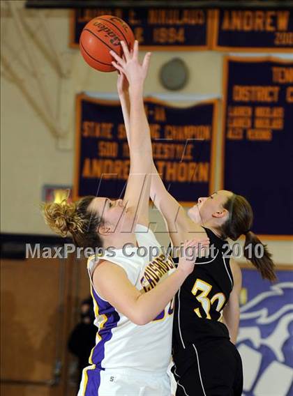 Thumbnail 3 in Lancaster Mennonite @ Lancaster Catholic photogallery.