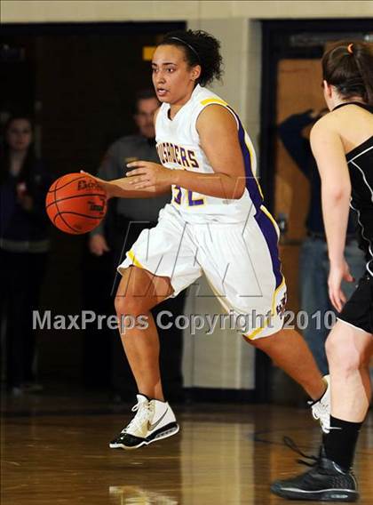 Thumbnail 1 in Lancaster Mennonite @ Lancaster Catholic photogallery.