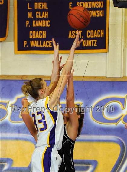 Thumbnail 2 in Lancaster Mennonite @ Lancaster Catholic photogallery.