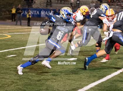 Thumbnail 3 in Santa Margarita vs. Mission Viejo photogallery.