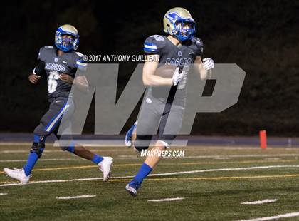 Thumbnail 3 in Santa Margarita vs. Mission Viejo photogallery.