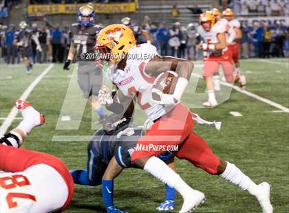 Thumbnail 3 in Santa Margarita vs. Mission Viejo photogallery.
