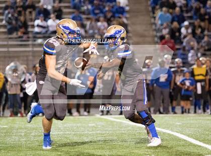 Thumbnail 2 in Santa Margarita vs. Mission Viejo photogallery.