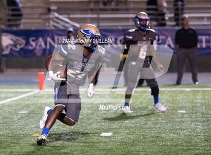 Thumbnail 2 in Santa Margarita vs. Mission Viejo photogallery.