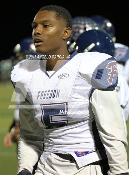 Thumbnail 1 in Freedom vs De La Salle (CIF NCS Open Division Final) photogallery.