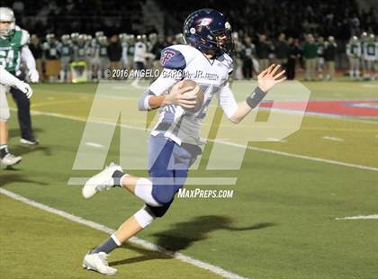 Thumbnail 2 in Freedom vs De La Salle (CIF NCS Open Division Final) photogallery.