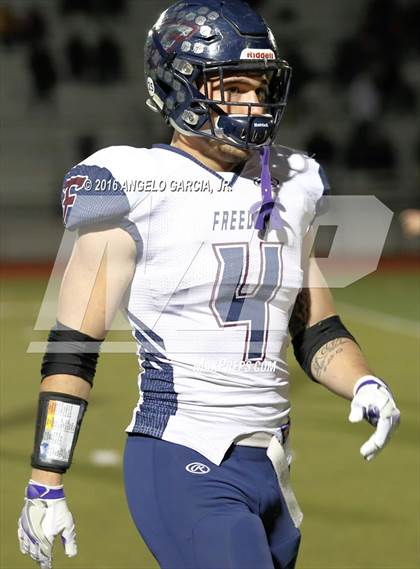 Thumbnail 2 in Freedom vs De La Salle (CIF NCS Open Division Final) photogallery.