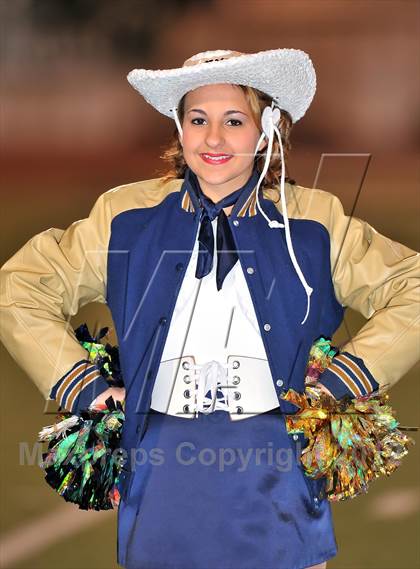 Thumbnail 3 in Little Elm vs. Poteet (UIL 4A Division 2 Bi-District Playoff) photogallery.
