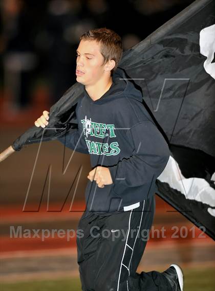 Thumbnail 1 in Little Elm vs. Poteet (UIL 4A Division 2 Bi-District Playoff) photogallery.