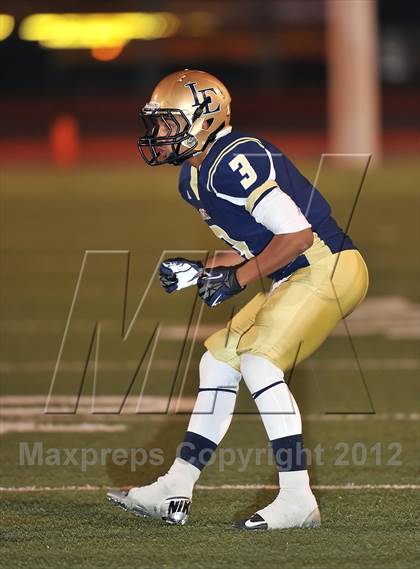 Thumbnail 2 in Little Elm vs. Poteet (UIL 4A Division 2 Bi-District Playoff) photogallery.