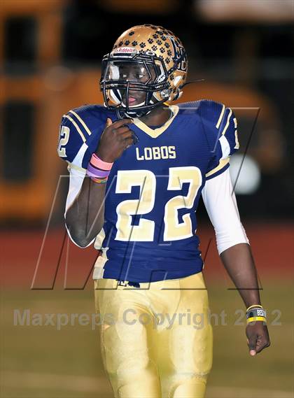 Thumbnail 3 in Little Elm vs. Poteet (UIL 4A Division 2 Bi-District Playoff) photogallery.