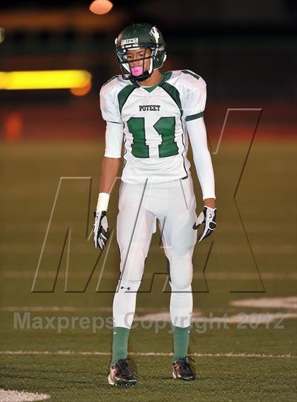 Thumbnail 1 in Little Elm vs. Poteet (UIL 4A Division 2 Bi-District Playoff) photogallery.