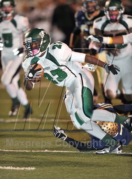 Thumbnail 1 in Little Elm vs. Poteet (UIL 4A Division 2 Bi-District Playoff) photogallery.