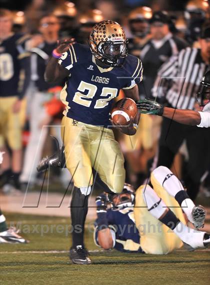 Thumbnail 1 in Little Elm vs. Poteet (UIL 4A Division 2 Bi-District Playoff) photogallery.
