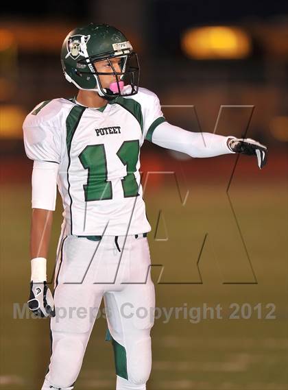 Thumbnail 3 in Little Elm vs. Poteet (UIL 4A Division 2 Bi-District Playoff) photogallery.