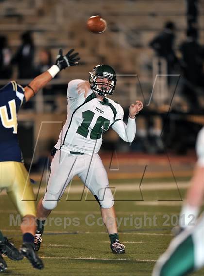 Thumbnail 2 in Little Elm vs. Poteet (UIL 4A Division 2 Bi-District Playoff) photogallery.