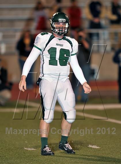 Thumbnail 2 in Little Elm vs. Poteet (UIL 4A Division 2 Bi-District Playoff) photogallery.